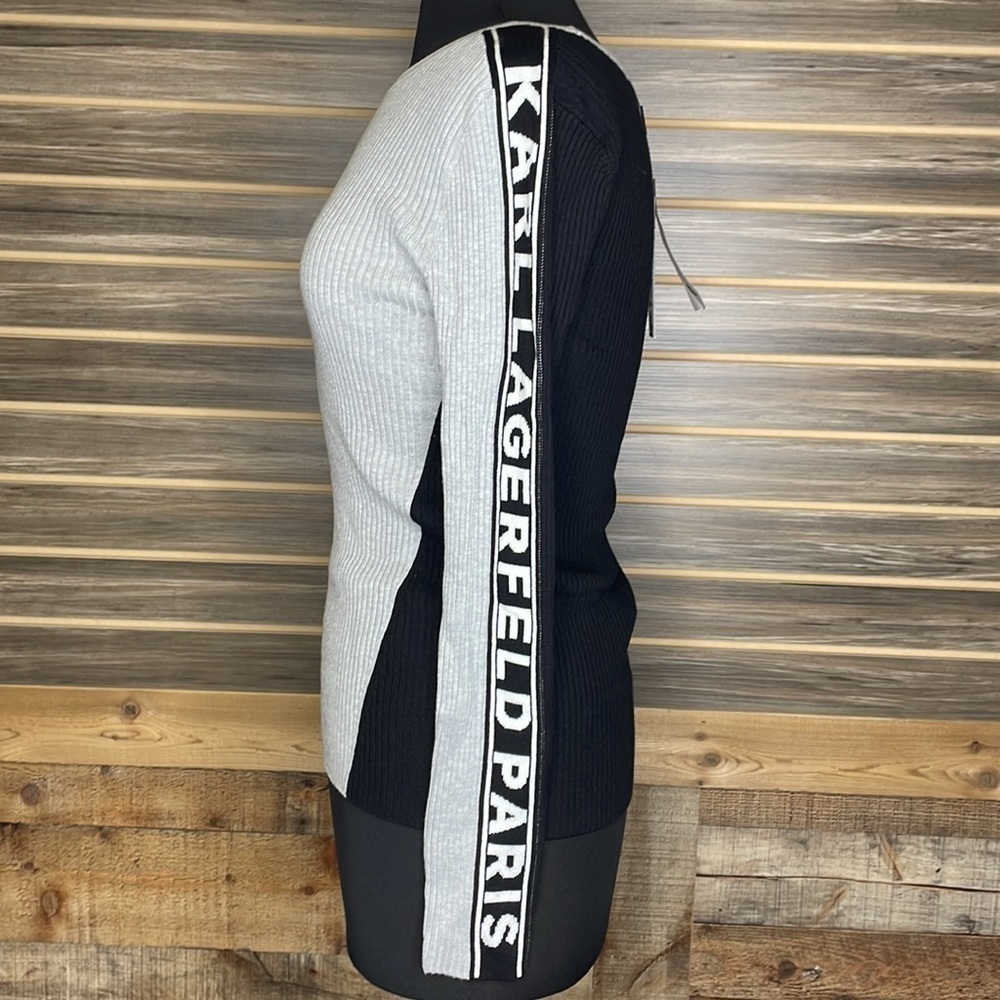 Carl Lagerfeld Paris. Size Small. Color  Black back gray front